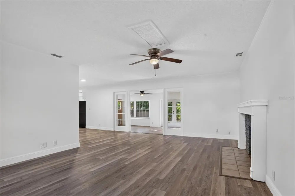 1202 ORANOLE ROAD Maitland, FL 32751