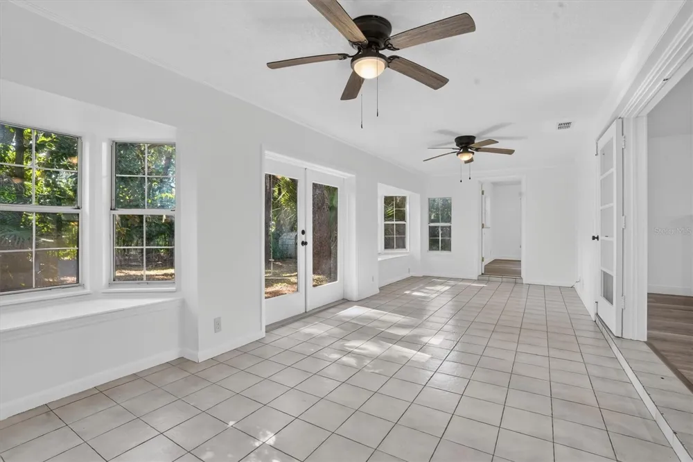1202 ORANOLE ROAD Maitland, FL 32751