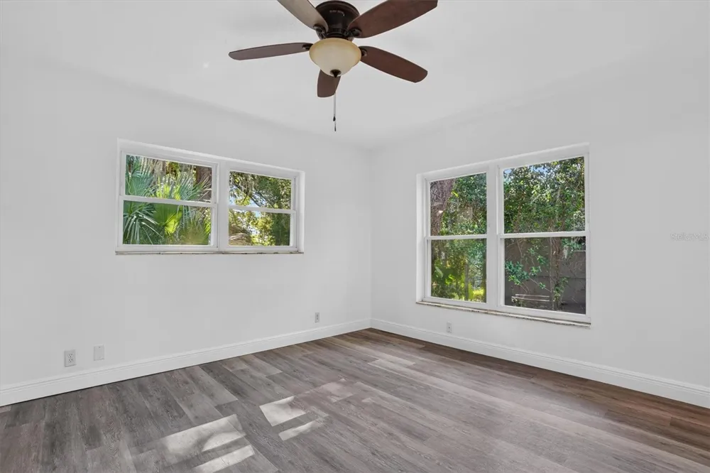 1202 ORANOLE ROAD Maitland, FL 32751