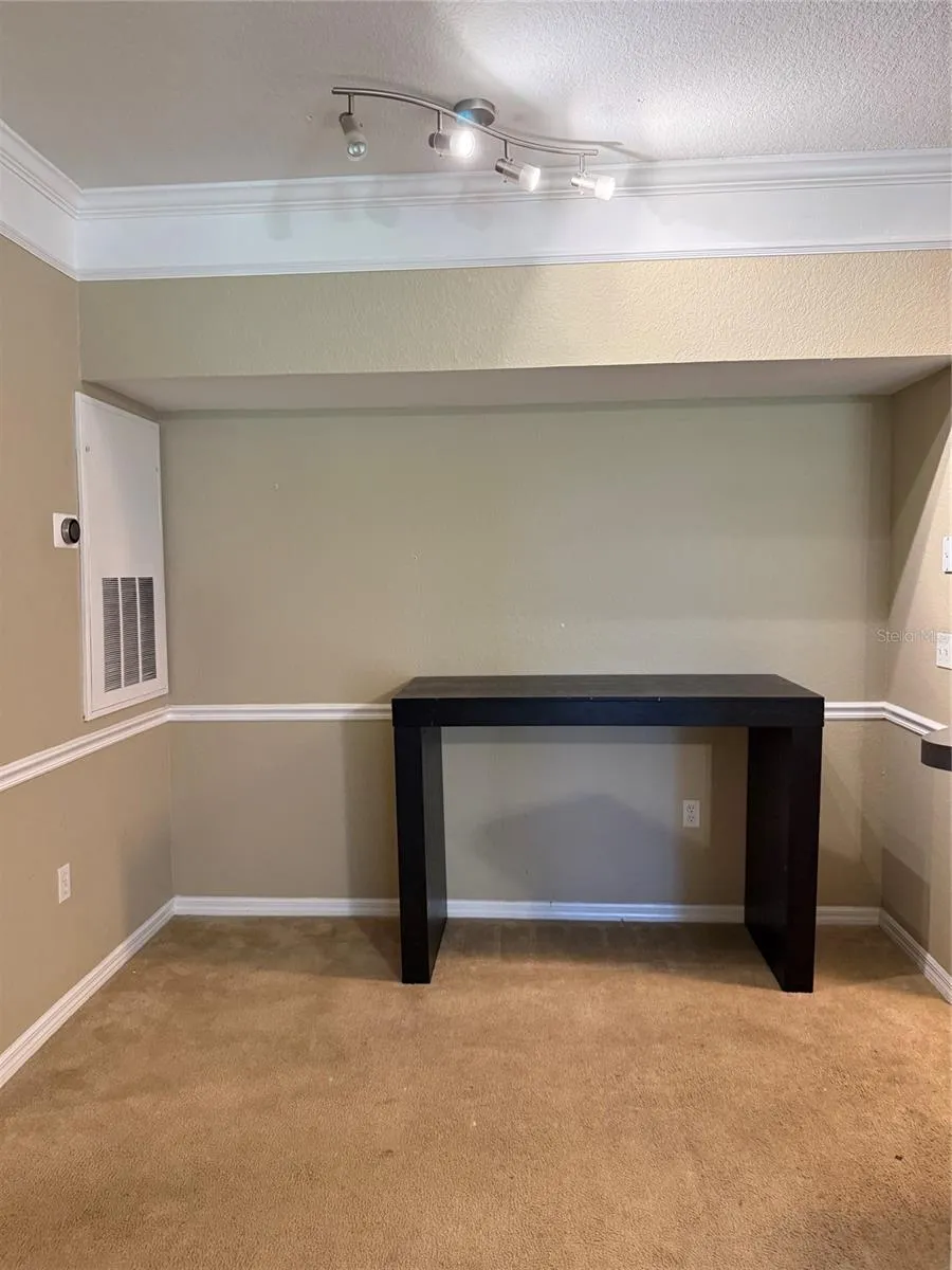 6663 QUEENS BOROUGH AVENUE #206 Orlando, FL 32835