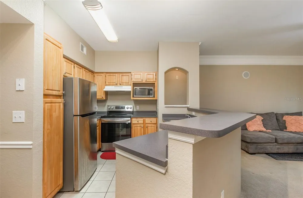 6663 QUEENS BOROUGH AVENUE #206 Orlando, FL 32835