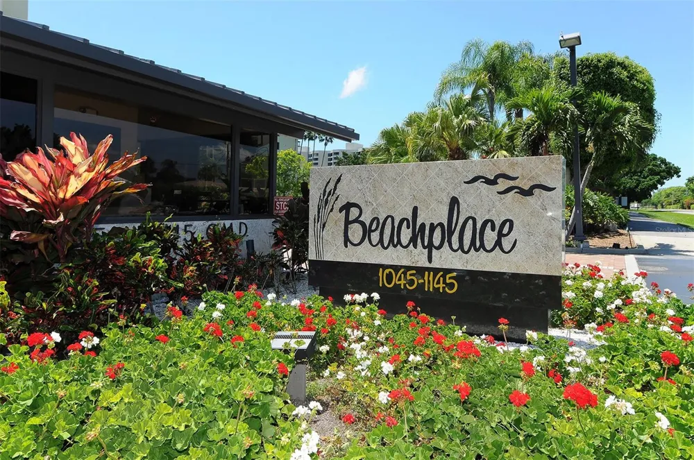 1095 GULF OF MEXICO DRIVE #104 Longboat Key, FL 34228