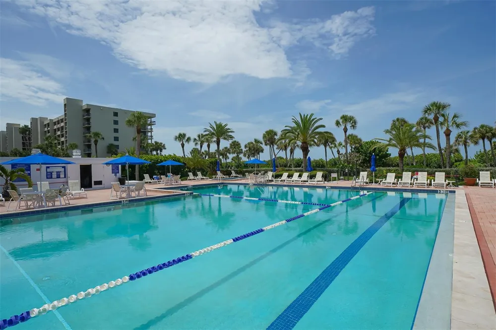1095 GULF OF MEXICO DRIVE #104 Longboat Key, FL 34228