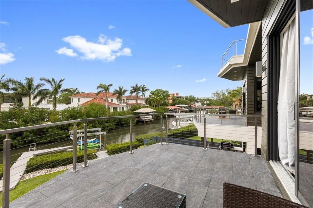 5131 W NEPTUNE WAY Tampa, FL 33609