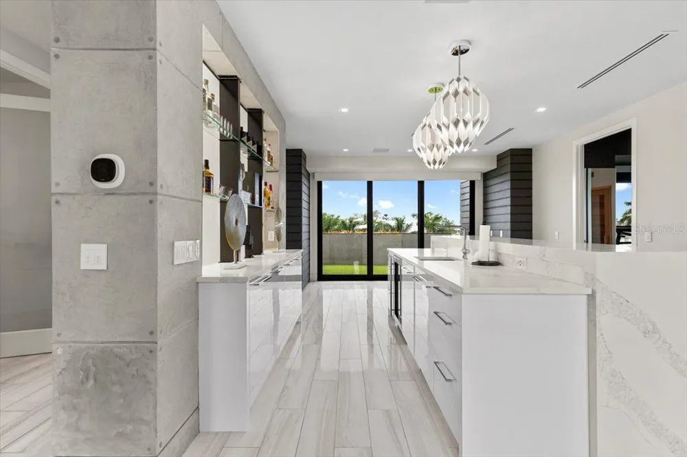 5131 W NEPTUNE WAY Tampa, FL 33609