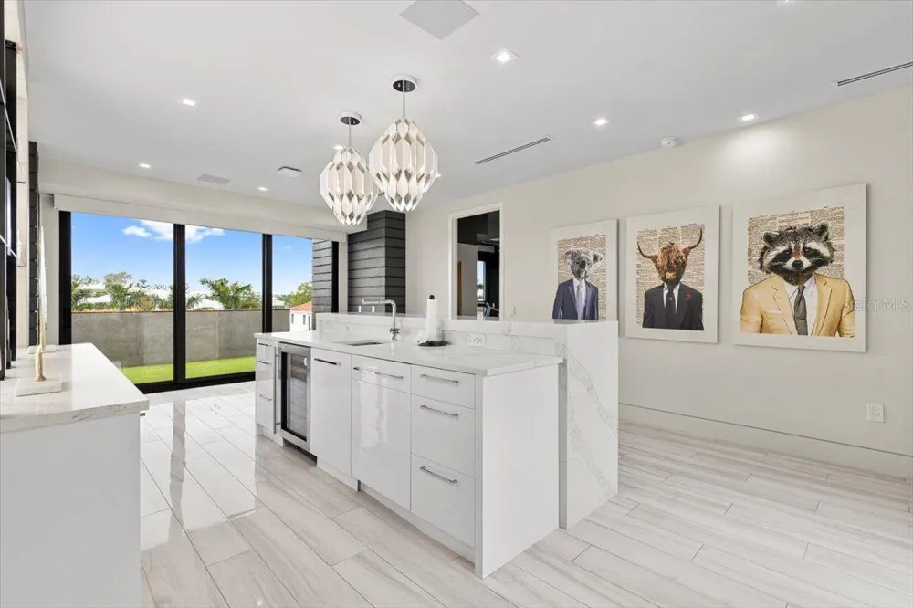 5131 W NEPTUNE WAY Tampa, FL 33609