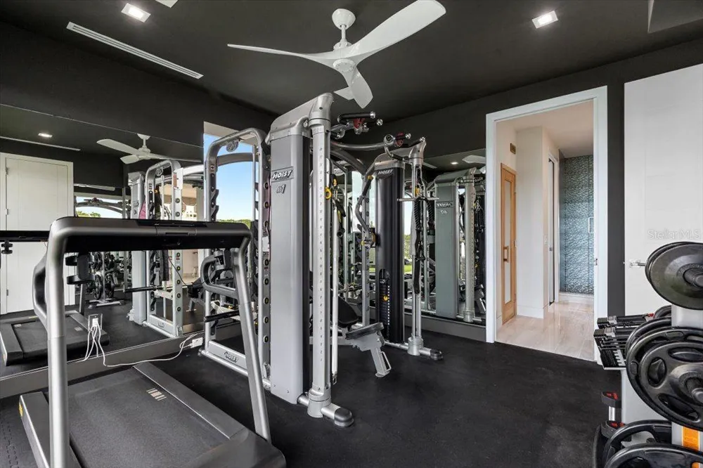 5131 W NEPTUNE WAY Tampa, FL 33609