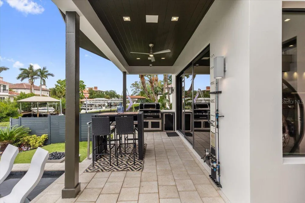 5131 W NEPTUNE WAY Tampa, FL 33609