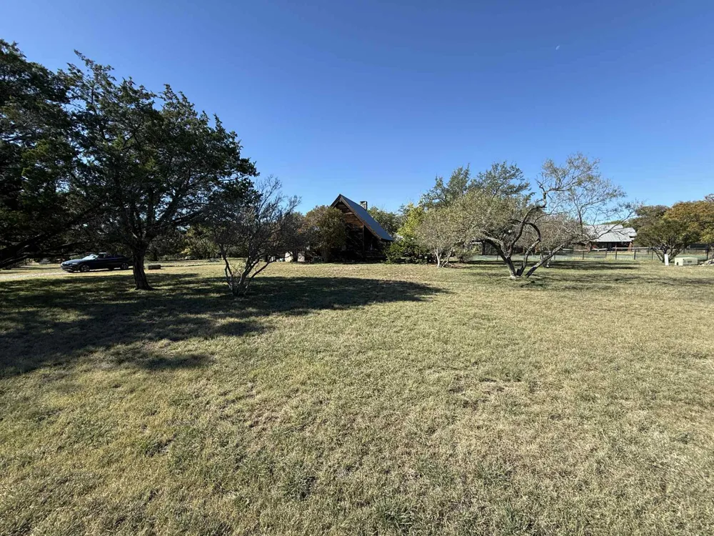 206 Topspin Drive Spicewood, TX 78669