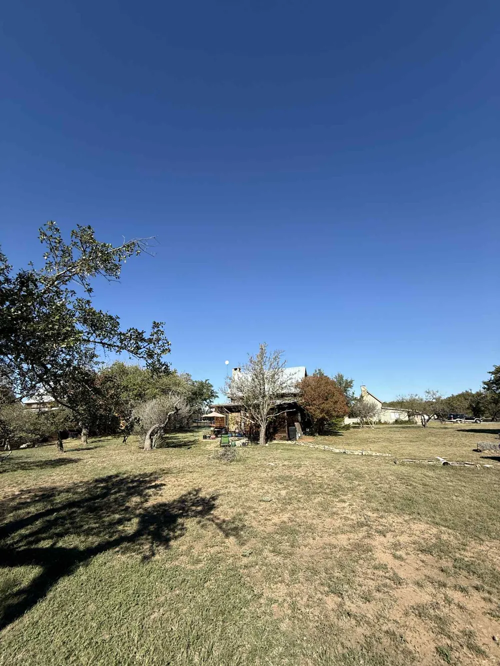 206 Topspin Drive Spicewood, TX 78669