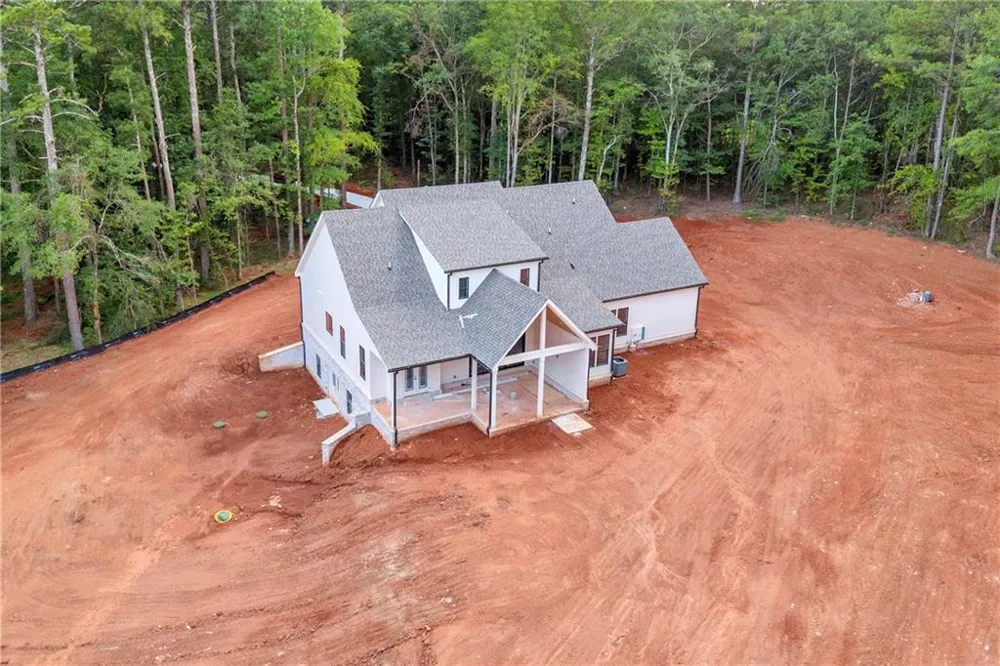1600 Maxey Road Bishop, GA 30621
