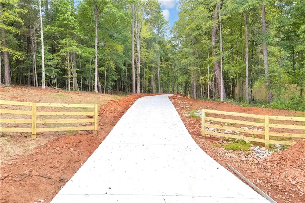 1600 Maxey Road Bishop, GA 30621