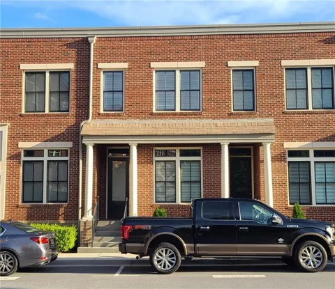 4742 Cypress Commons