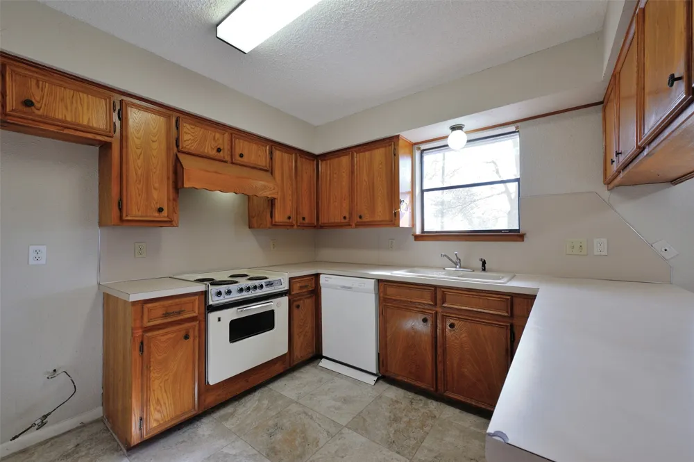 1209 Kay Drive Weatherford, TX 76086