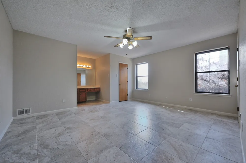1209 Kay Drive Weatherford, TX 76086