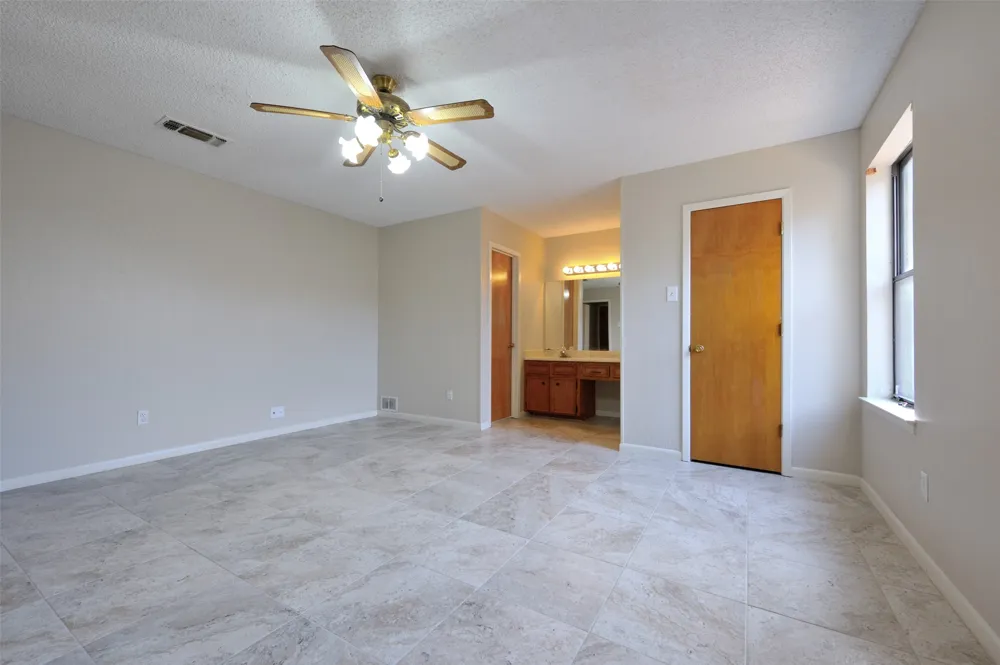 1209 Kay Drive Weatherford, TX 76086