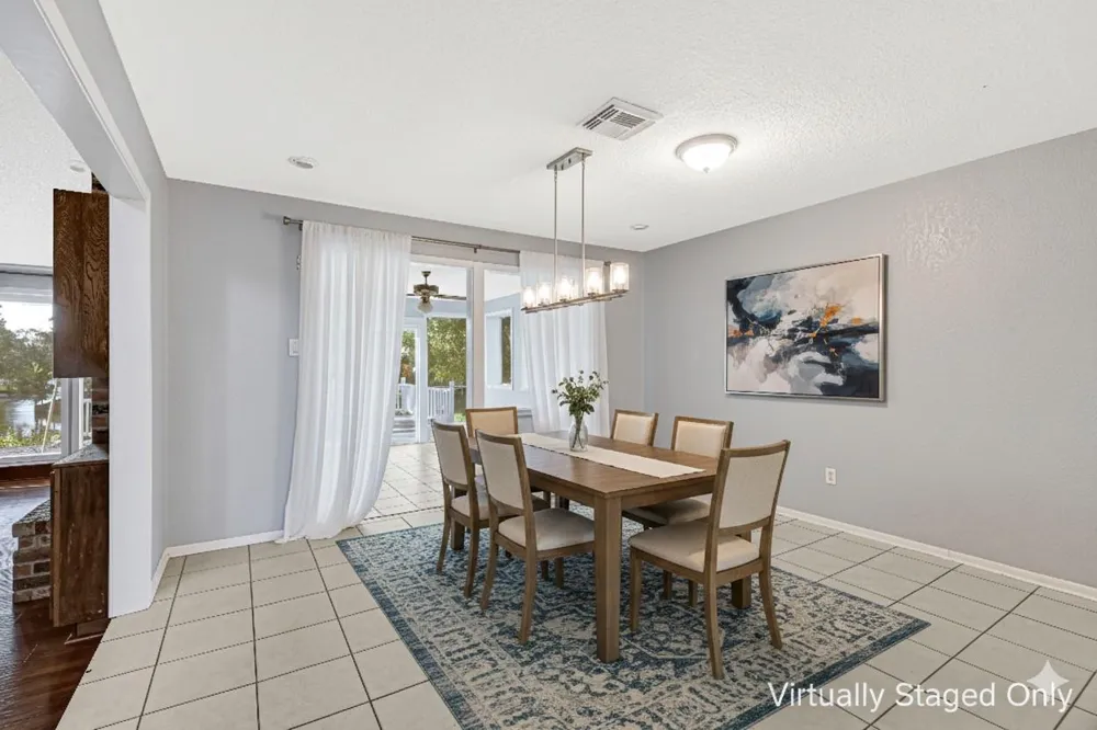2106 White Feather Trail Crosby, TX 77532