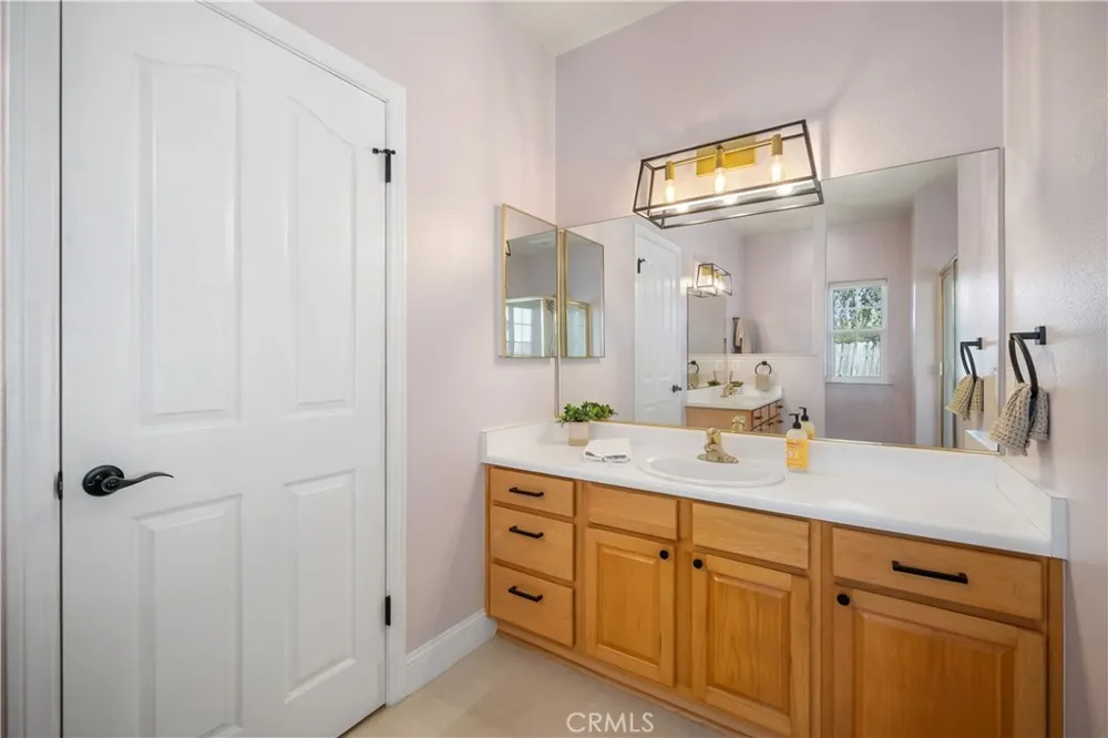 841 Coiner Court Los Alamos, CA 93440