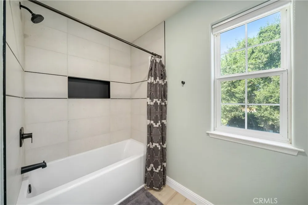 841 Coiner Court Los Alamos, CA 93440