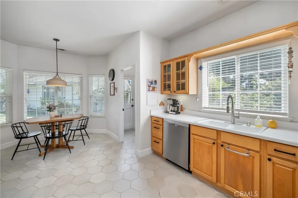 841 Coiner Court Los Alamos, CA 93440