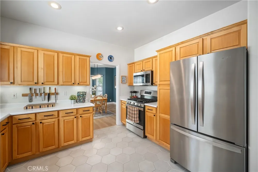 841 Coiner Court Los Alamos, CA 93440