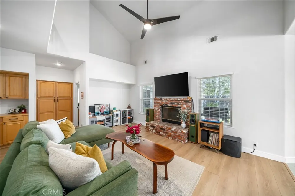 841 Coiner Court Los Alamos, CA 93440