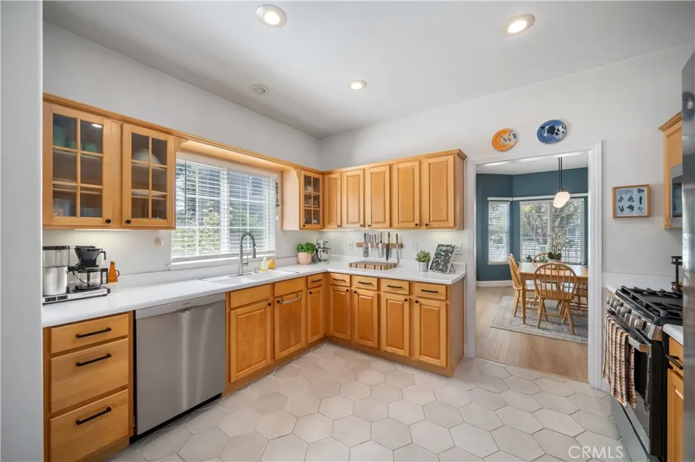 841 Coiner Court Los Alamos, CA 93440