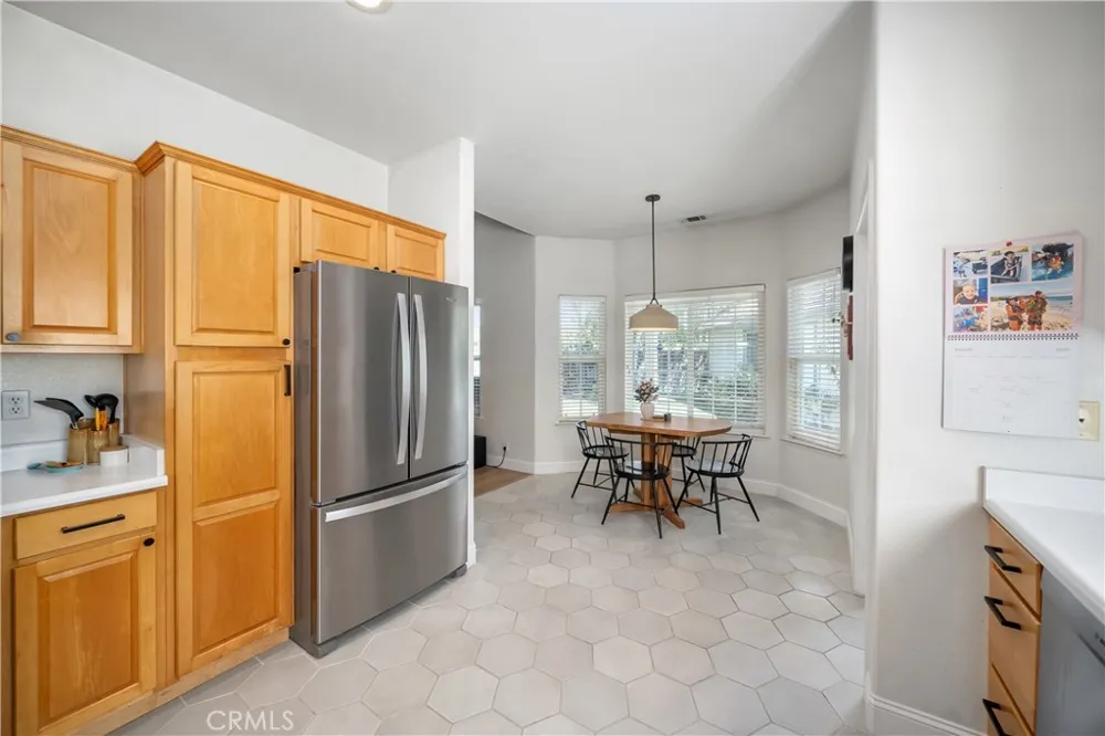 841 Coiner Court Los Alamos, CA 93440