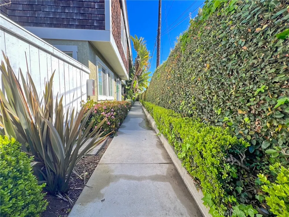 322 Ogle Street #Unit C Costa Mesa, CA 92627