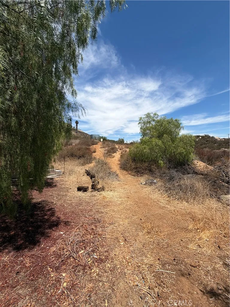 35600 Mitchell Murrieta, CA 92562