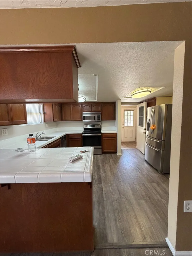 35600 Mitchell Murrieta, CA 92562