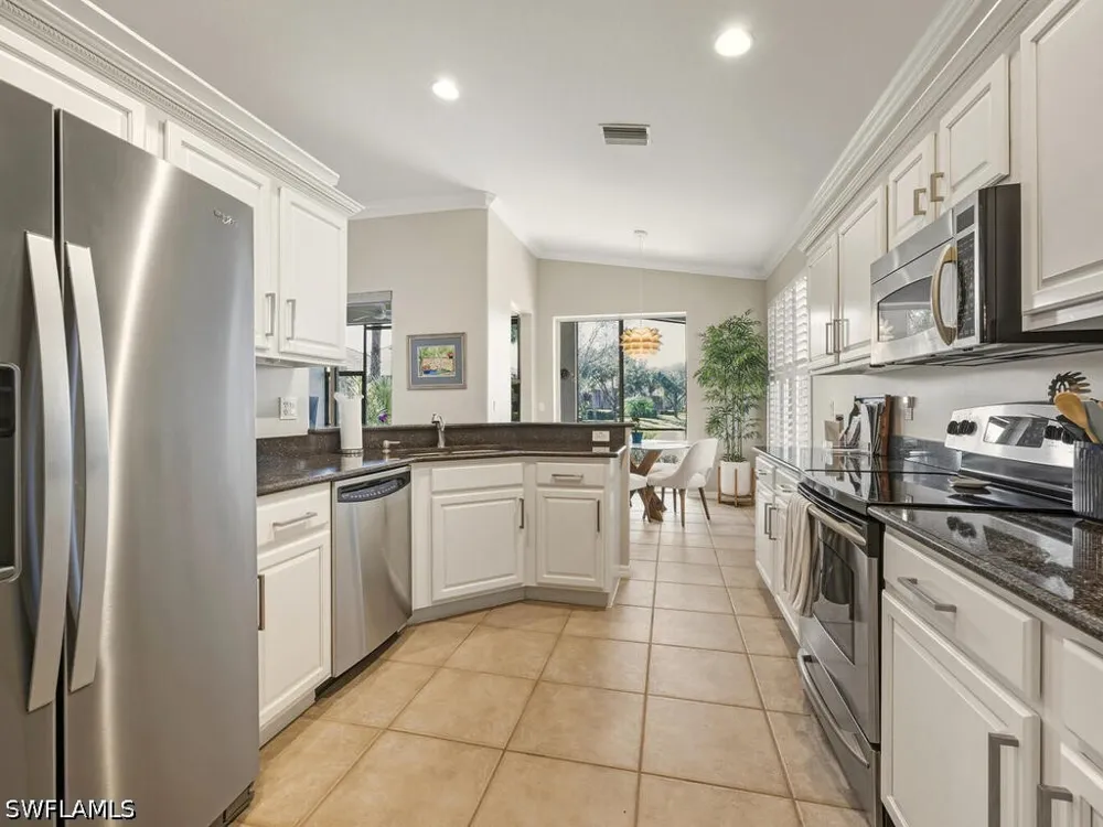 Isola Way Miromar Lakes, FL 33913
