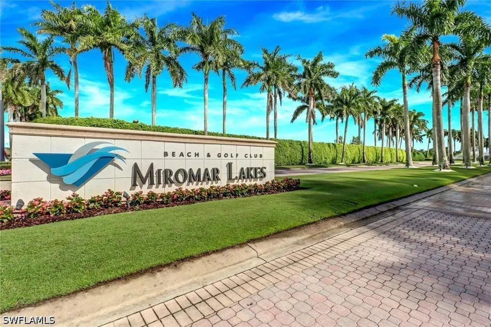 Isola Way Miromar Lakes, FL 33913