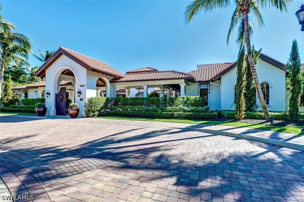 Isola Way Miromar Lakes, FL 33913