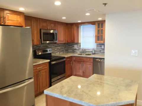 3001 W ROLLING HILLS CIRCLE #709