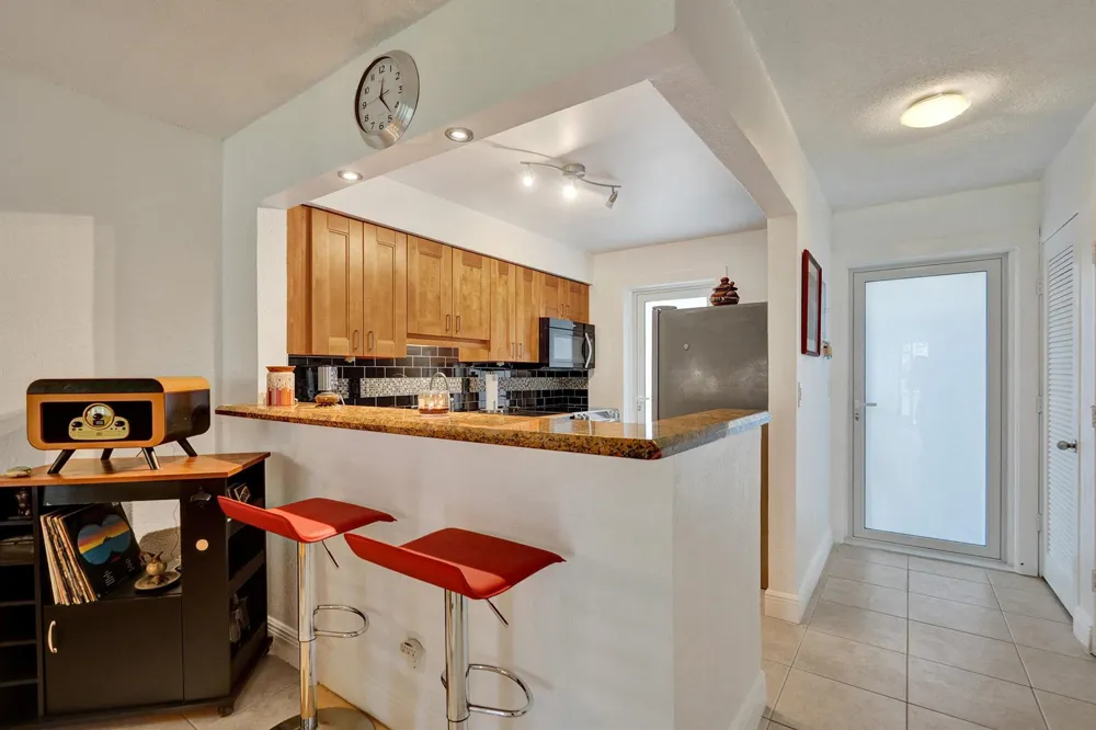 1040 SE 4TH AVENUE #120 Deerfield Beach, FL 33441
