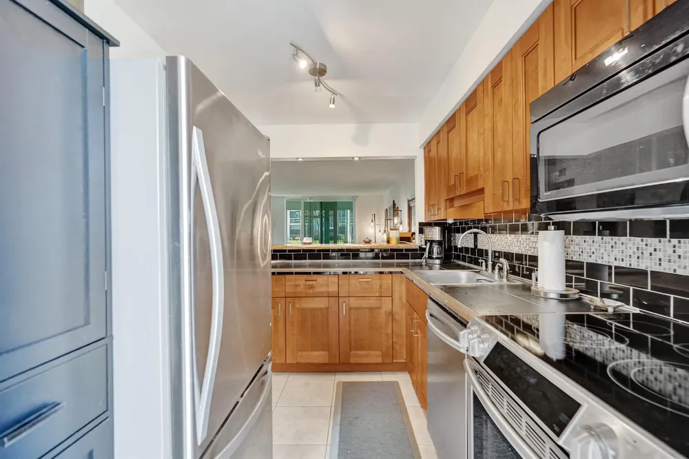 1040 SE 4TH AVENUE #120 Deerfield Beach, FL 33441