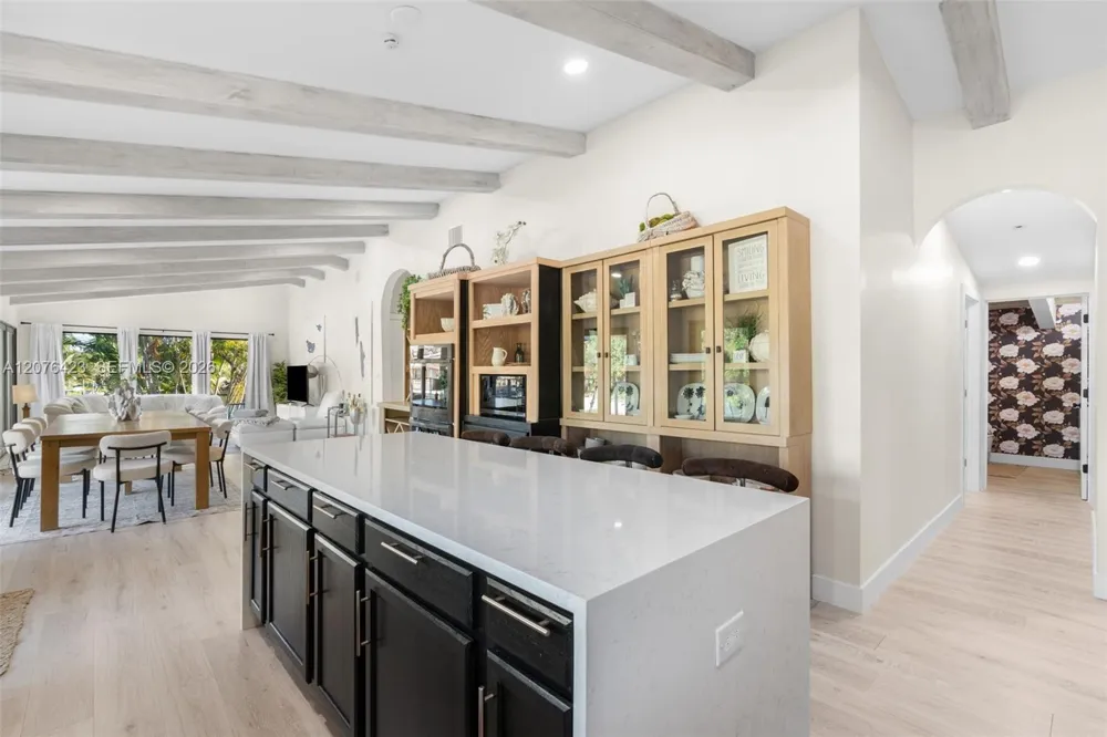516 NE 6th Ave Deerfield Beach, FL 33441