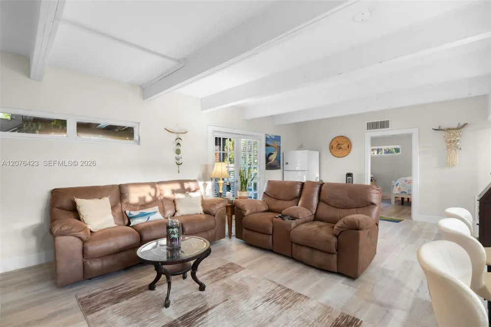 516 NE 6th Ave Deerfield Beach, FL 33441