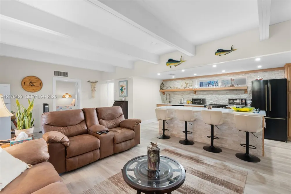 516 NE 6th Ave Deerfield Beach, FL 33441