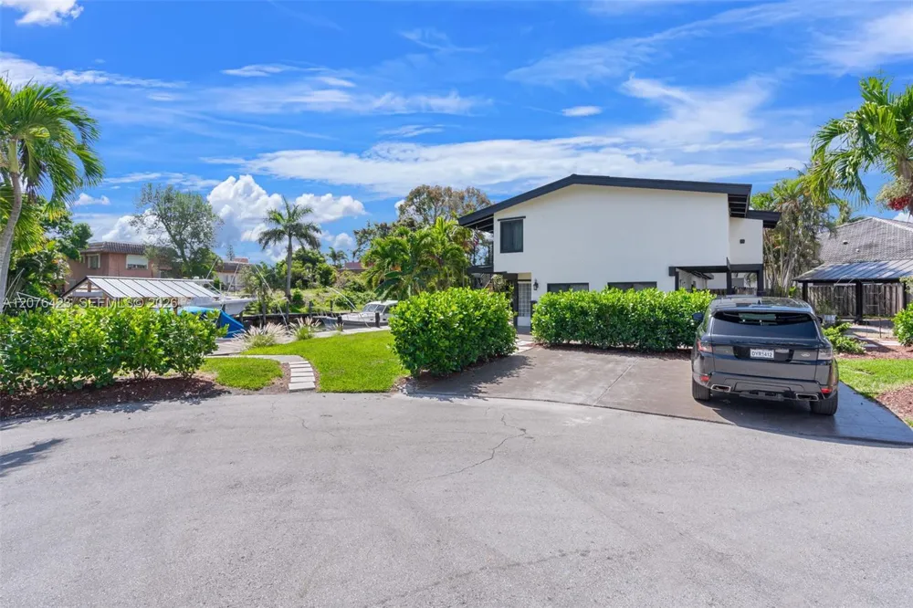516 NE 6th Ave Deerfield Beach, FL 33441