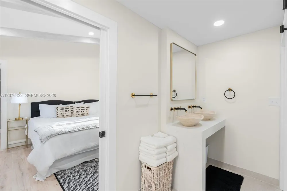 516 NE 6th Ave Deerfield Beach, FL 33441