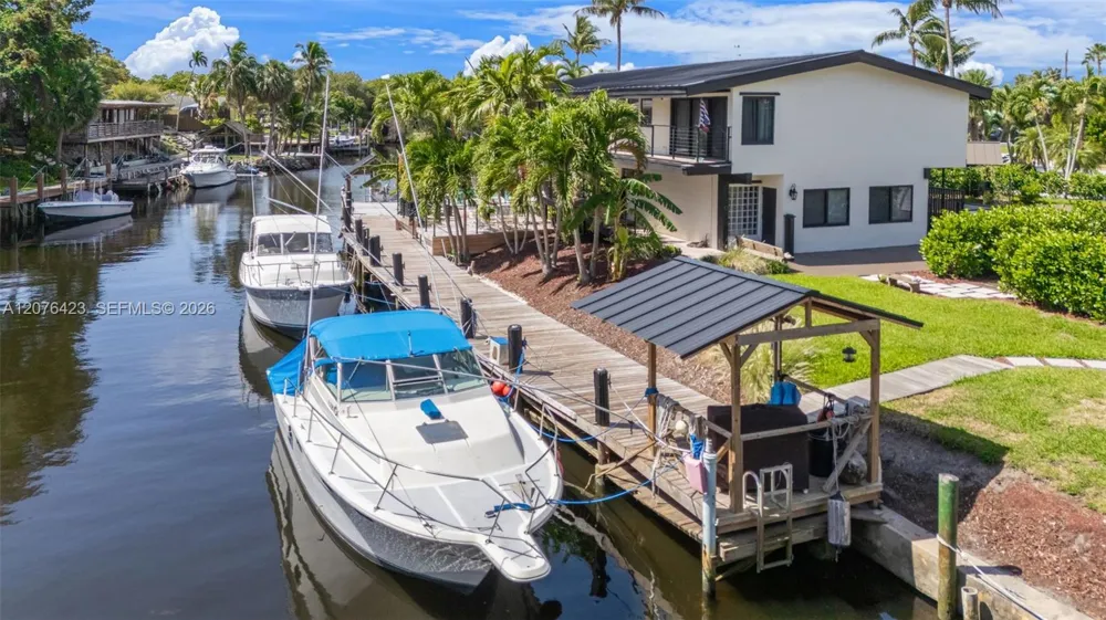 516 NE 6th Ave Deerfield Beach, FL 33441