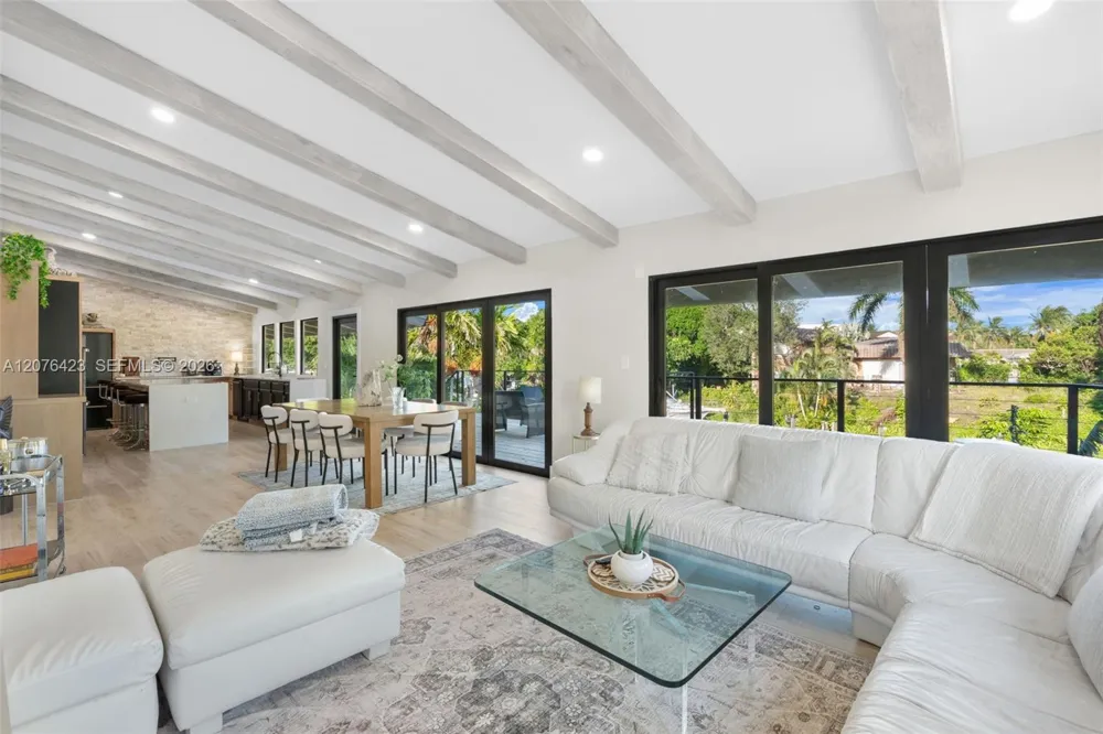 516 NE 6th Ave Deerfield Beach, FL 33441