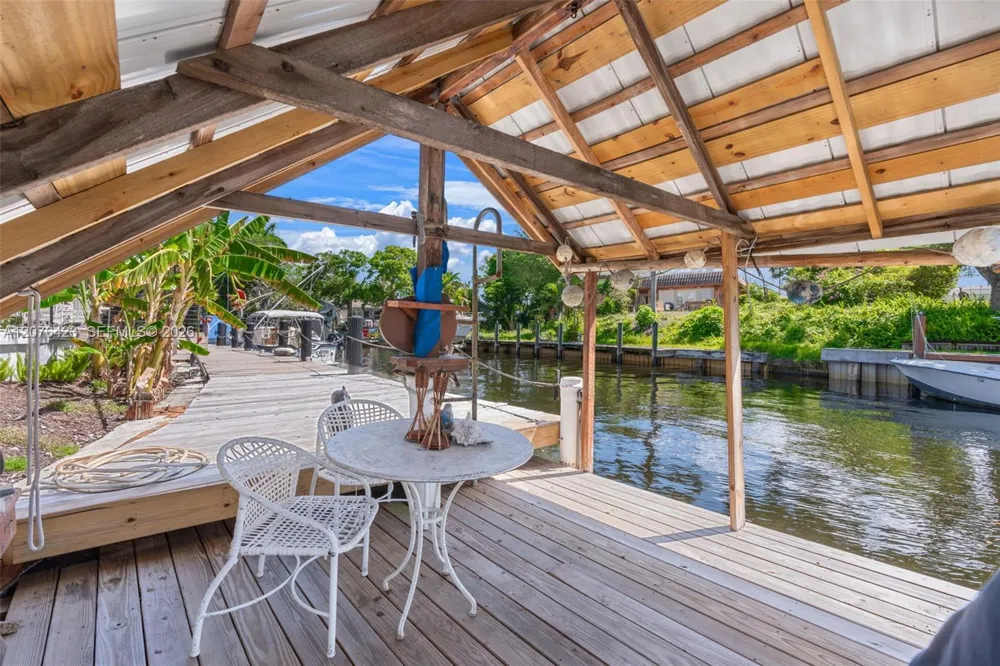 516 NE 6th Ave Deerfield Beach, FL 33441