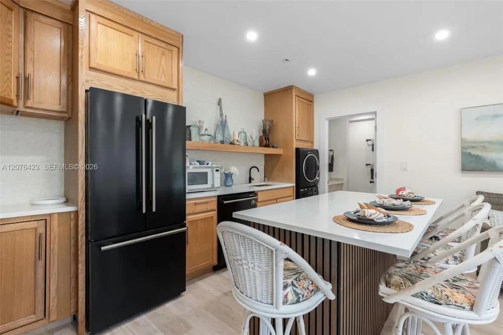 516 NE 6th Ave Deerfield Beach, FL 33441