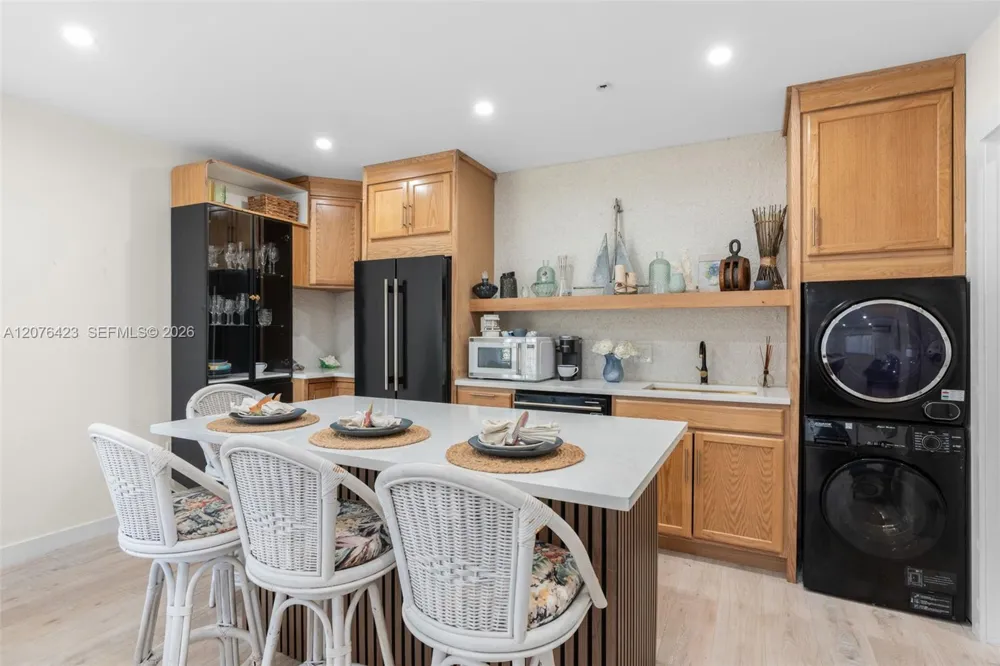 516 NE 6th Ave Deerfield Beach, FL 33441