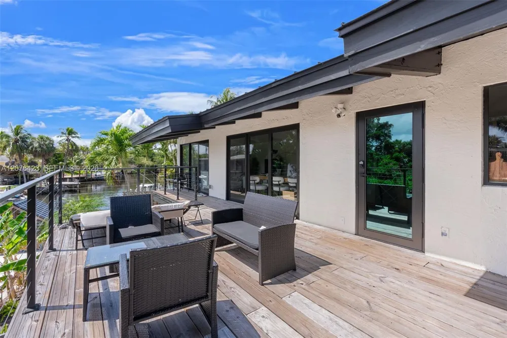516 NE 6th Ave Deerfield Beach, FL 33441
