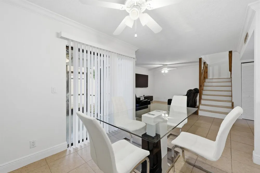301 LAKEWOOD DRIVE #8A Jupiter, FL 33458