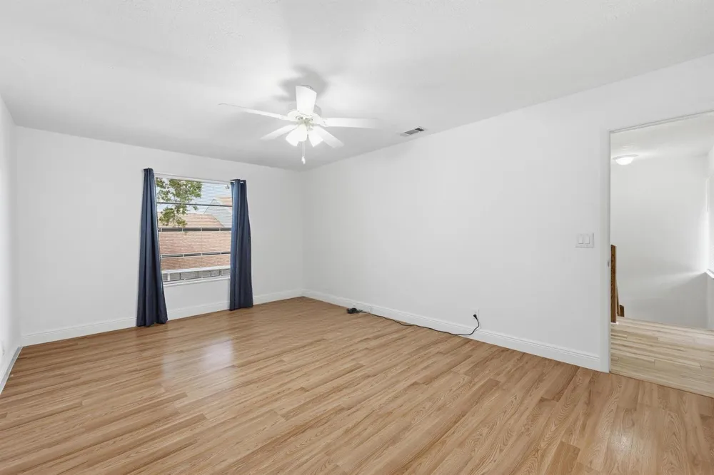 301 LAKEWOOD DRIVE #8A Jupiter, FL 33458